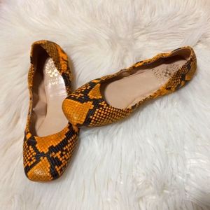 Vince Camuto Leather Flats